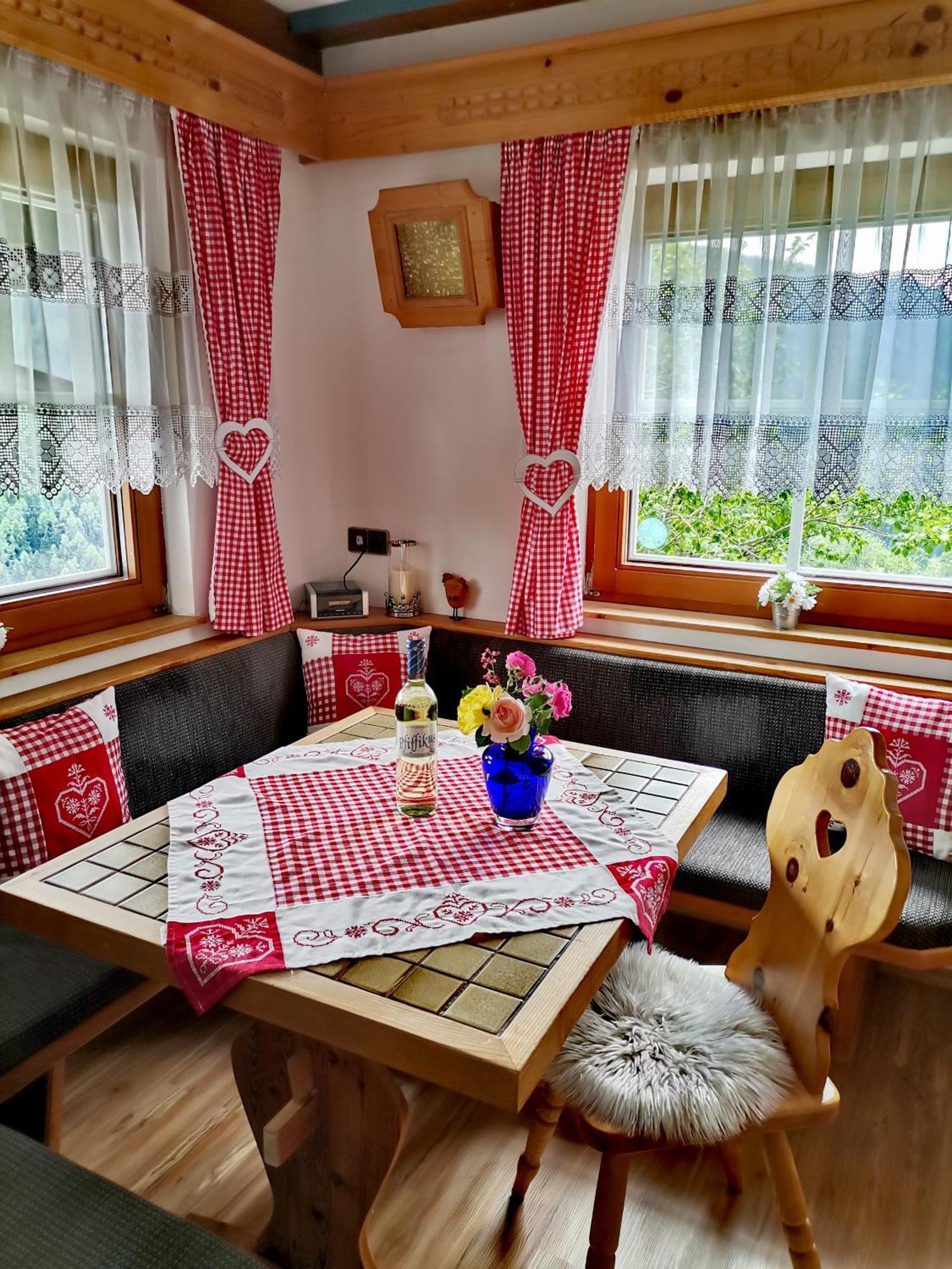 Märchenschlössel Altenstein Trebesing Zimmer foto